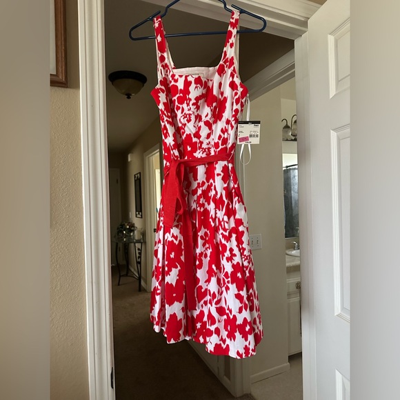Dresses & Skirts - Red and White Floral Dress